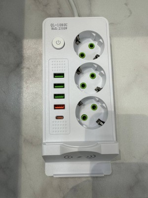 Сетевой фильтр Power Socket 2м на 3 розетки 4 usb 1 type-c и беспроводной зарядкой