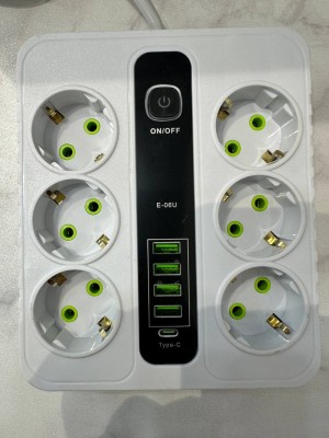 Сетевой фильтр 3м на 6 розетки 4 usb и type-c